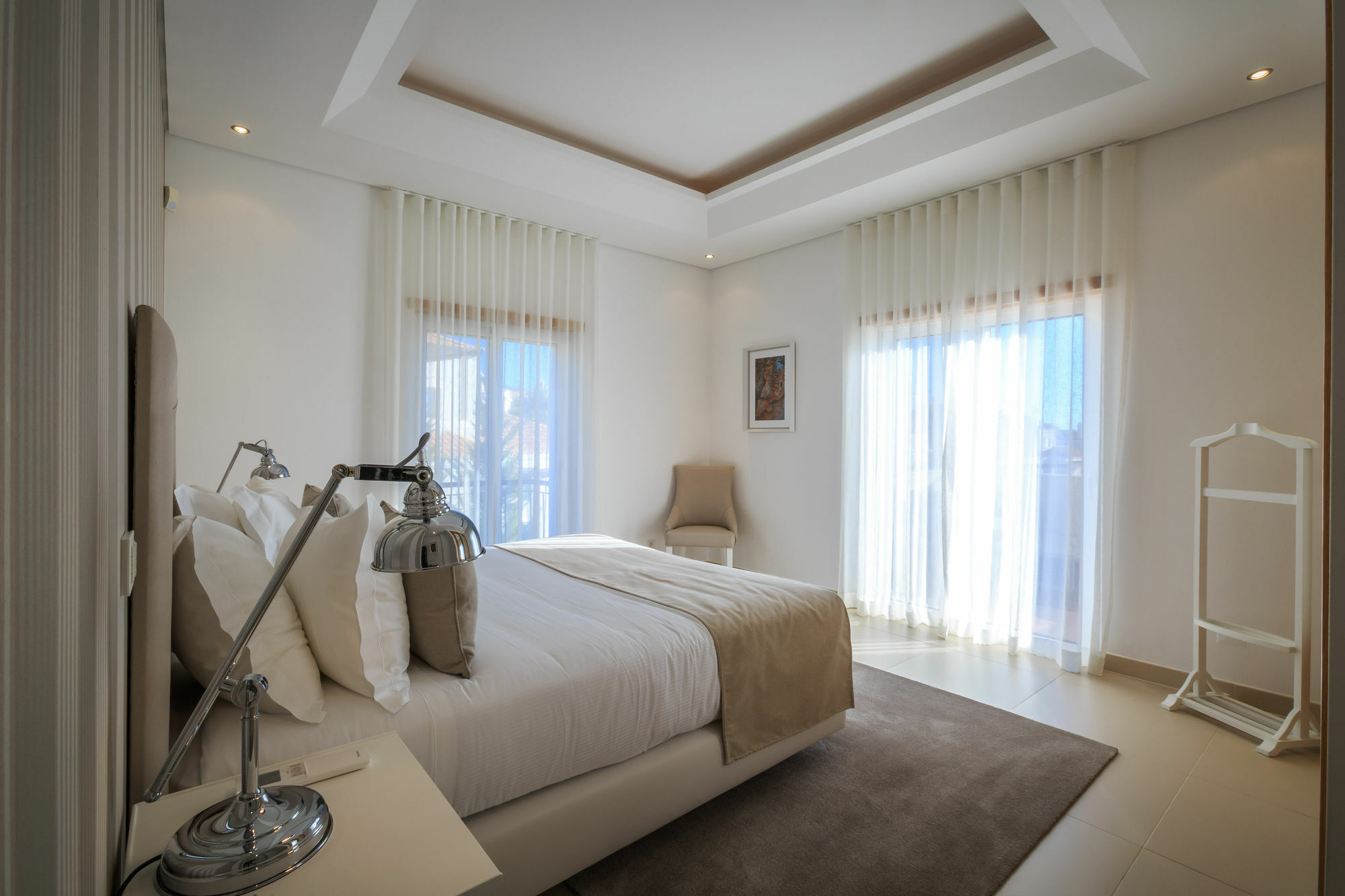 Hotel The Crest Almancil Esterno foto